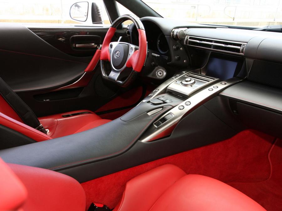  Lexus LF-A 2010 года  (фото 58 из 213)